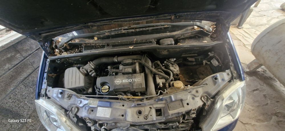 Опел мерива 1.7 цдти на части