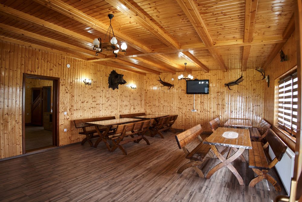 Cabană cu piscină încalzită.01-03 august libera