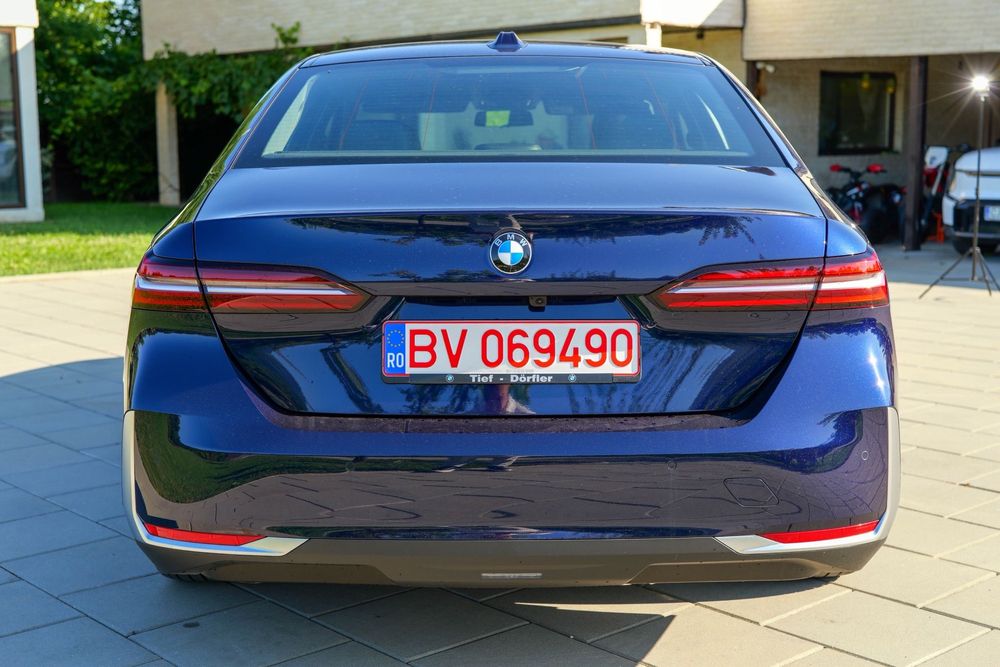 BMW Seria 5 2025 inchirieri Auto Masini Premium Bucuresti Volocar