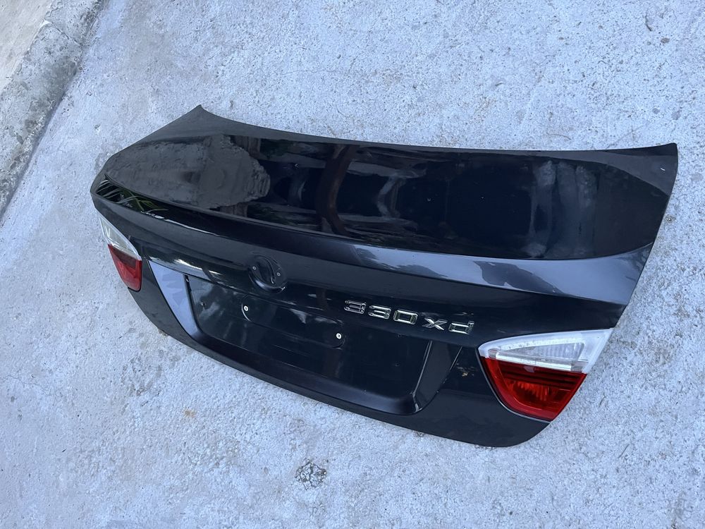 Багажник със стопове за e90.