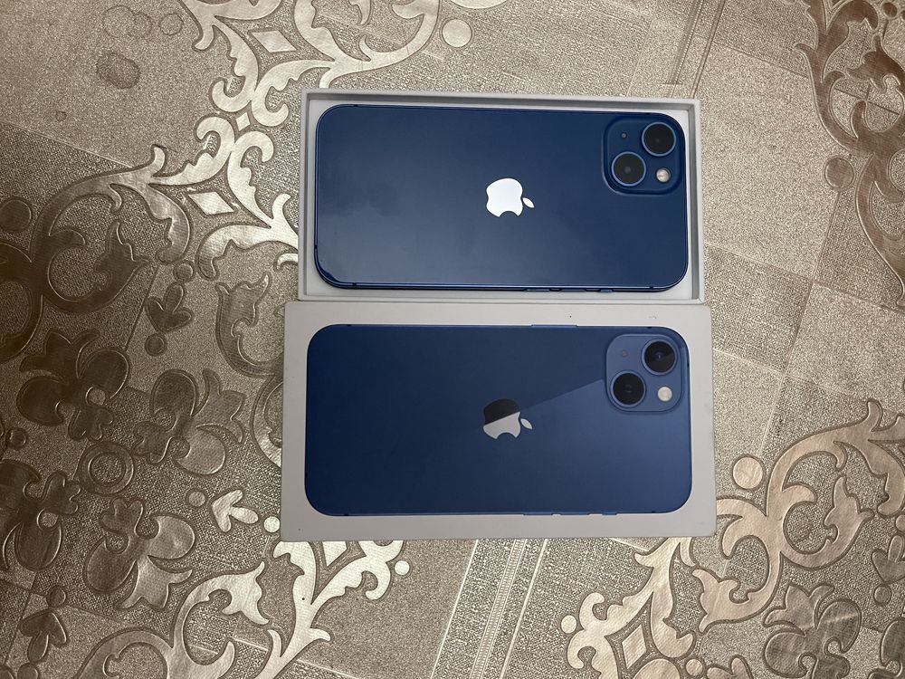 Iphone 13 голубой