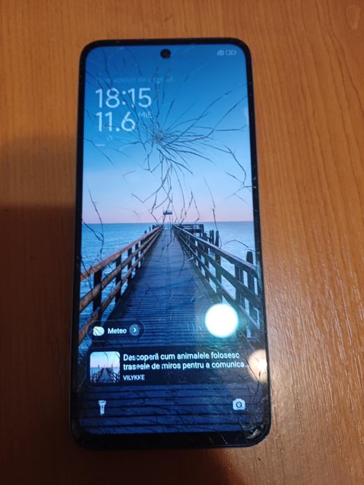 Vând redmi 13 în stare buna de funționare