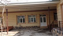 130,000$Ховли уй  сотилади бобур калхозда йўл бойида 8сотх  9 хона