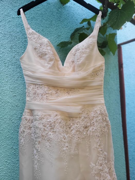 Vand rochie de mireasa marimea 40