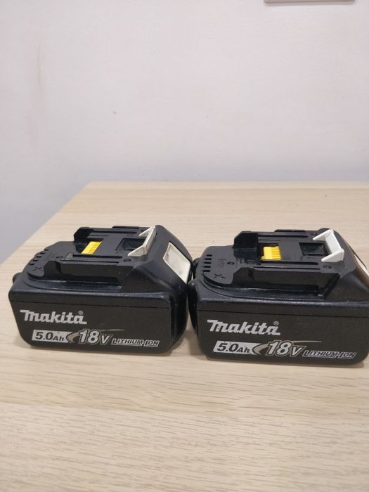 Încărcător și acumulator 4Ah sau 5Ah  Makita 18V