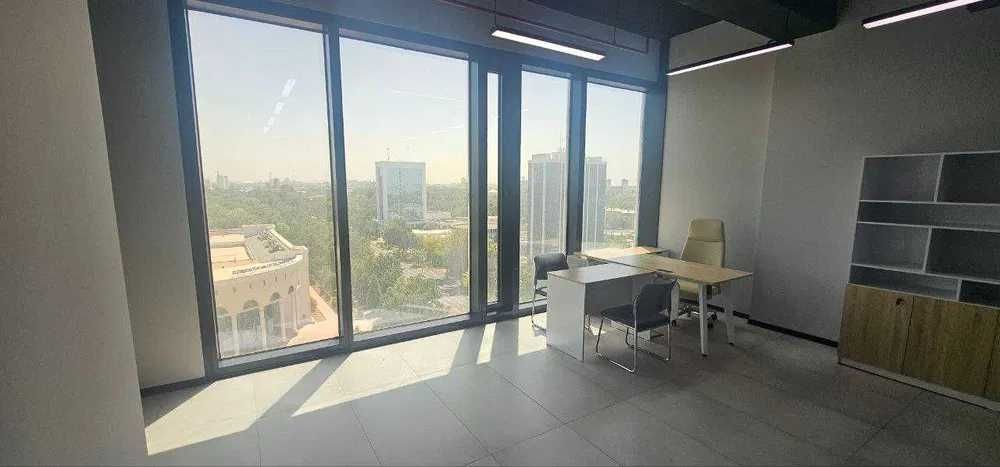 Сдаётся офис в престижном бизнес-центре Nest One — 13 этаж.2000 у е.