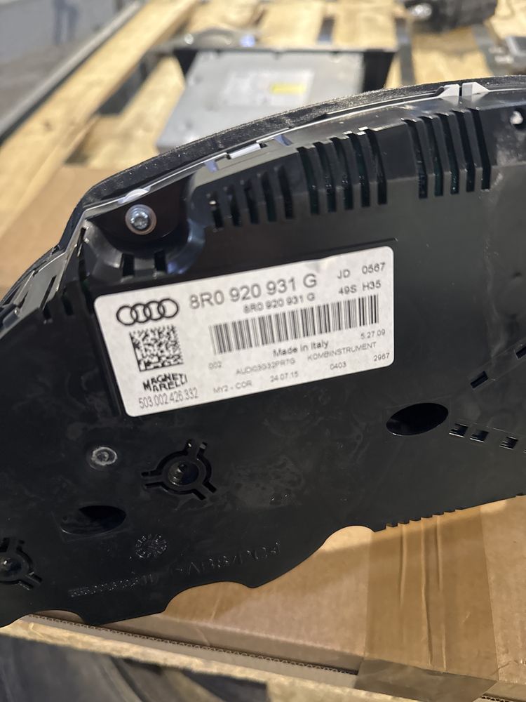 Ceas/Ceasuri Audi SQ5 Facelift Cod 8R0920931G
