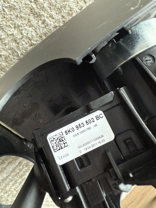 Grup manete si capac Audi A4 B8 (2011) 8K0953502BC