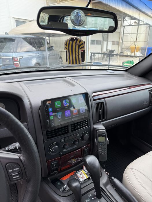 ultimu pret Full grand cherokee 4,7 V8