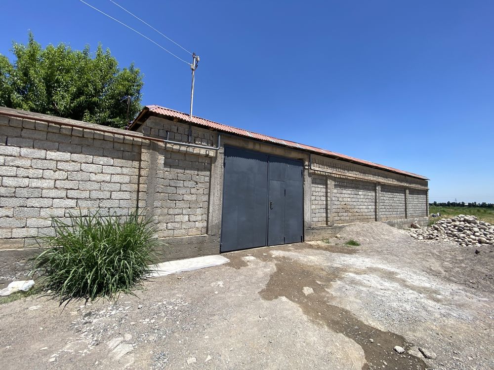 3 sotokli xovli sotiladi Nazarbekda