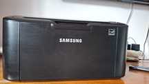 Vând imprimanta samsung
