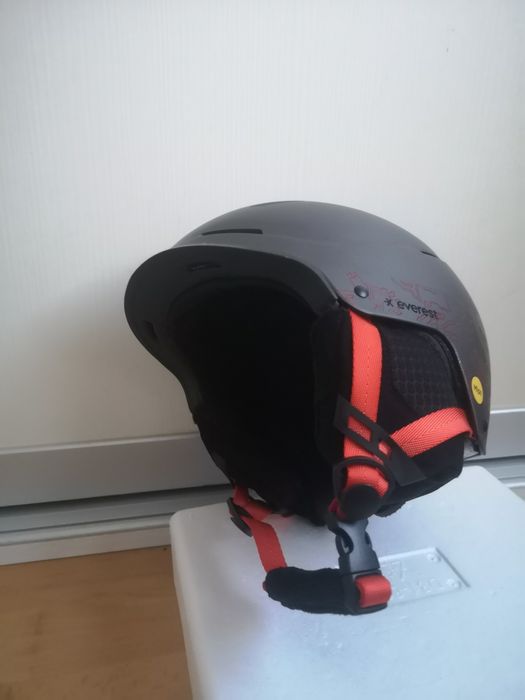 Casca ski snowboard noua Everest reglabila tehnologie Mips