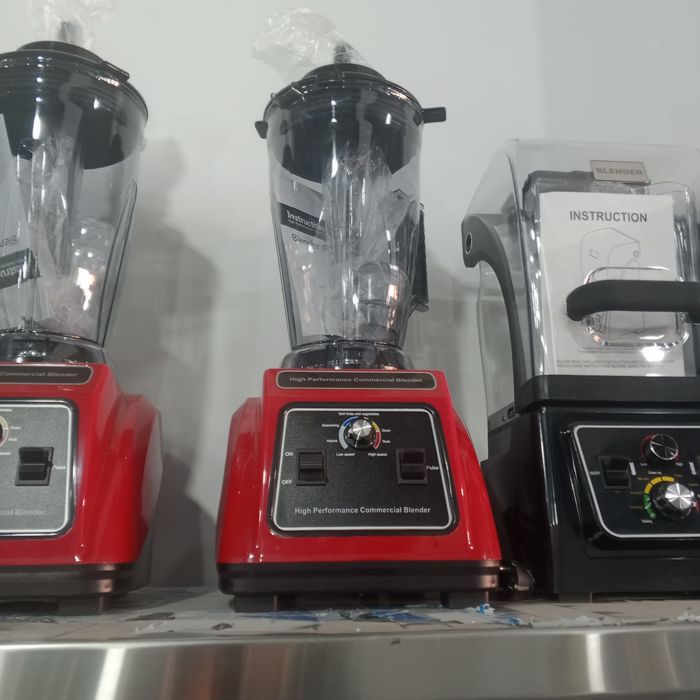 Блендер кухонный новый.Blender,blinder,blander,blunder,blender,sous,