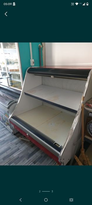 Vitrina frigorifica fructe și legume