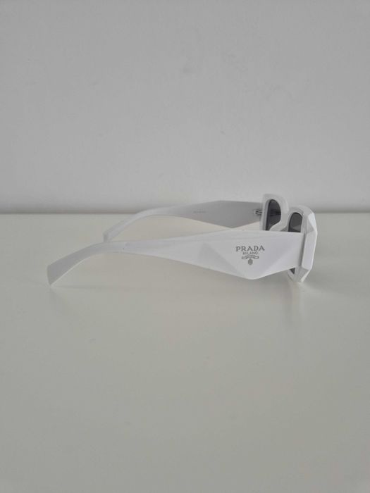 Ochelari de soare Prada Negru/Alb