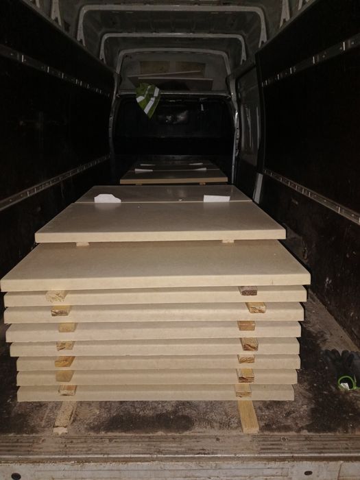 Capace si coame de gard