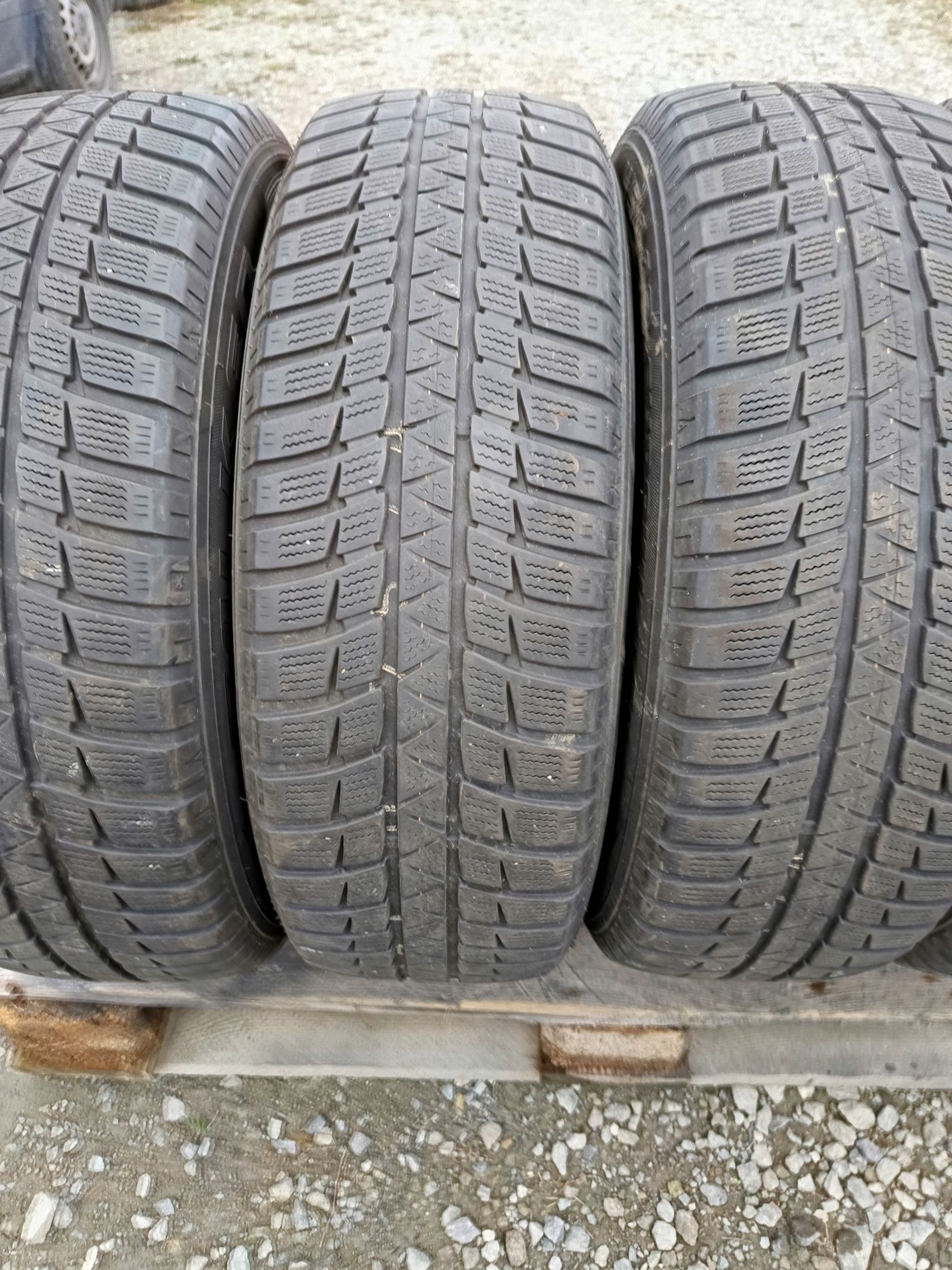 225 65 R 17 102 H FALKEN дот2214