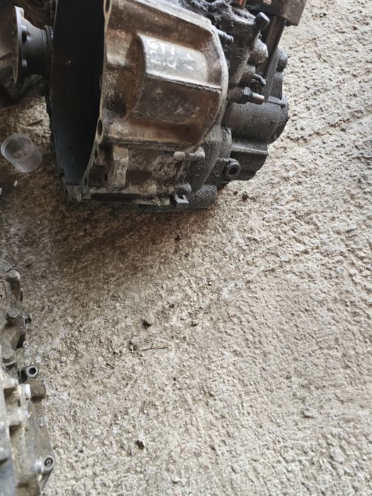 Cutie viteze manuala golf 5 2.0 benzina TFSI