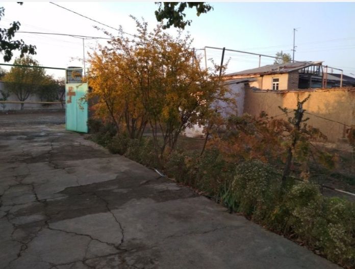 Ер ховли Уй жой сотилади