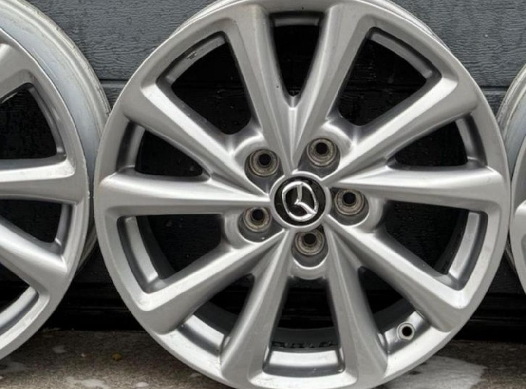 Оригинални лети джанти Mazda CX3/CX5 (17 цола)