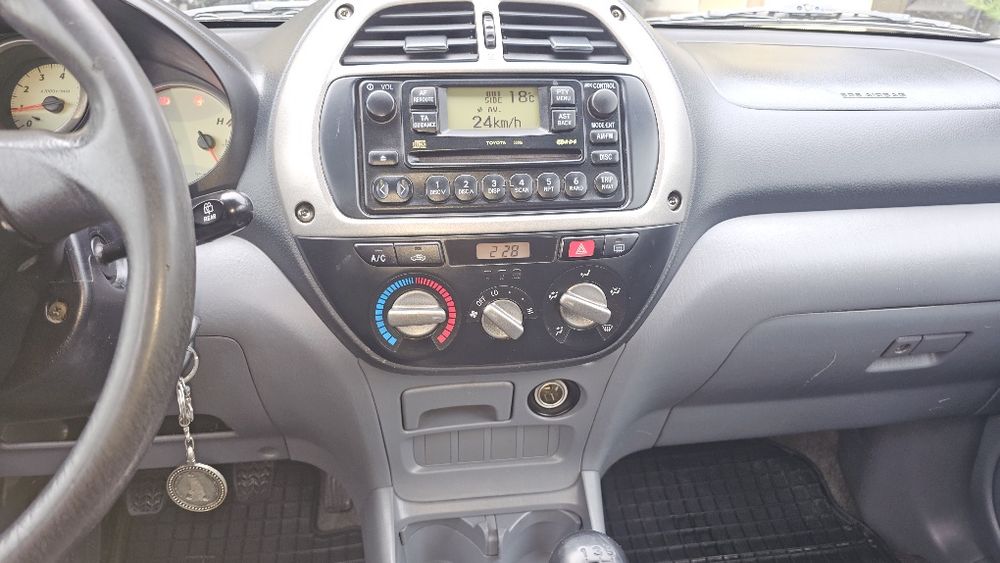 Vand Toyota RAV 4  2002