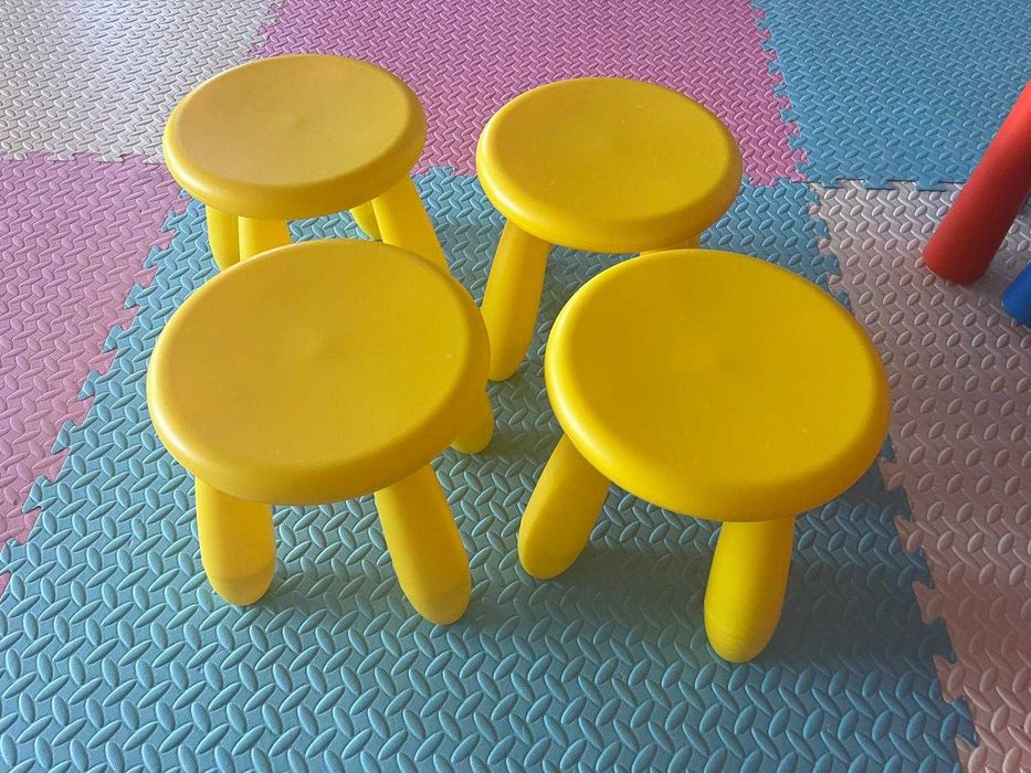 Set masa + scaune pt copii