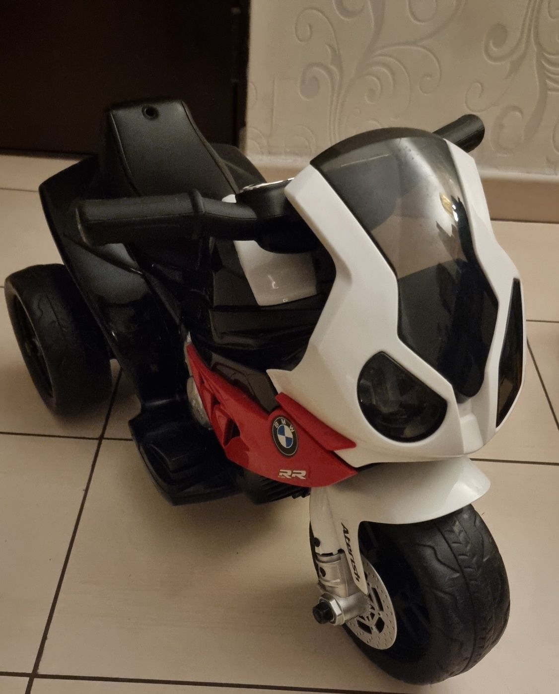 Motocicleta electrica cu licenta BMW S1000RR