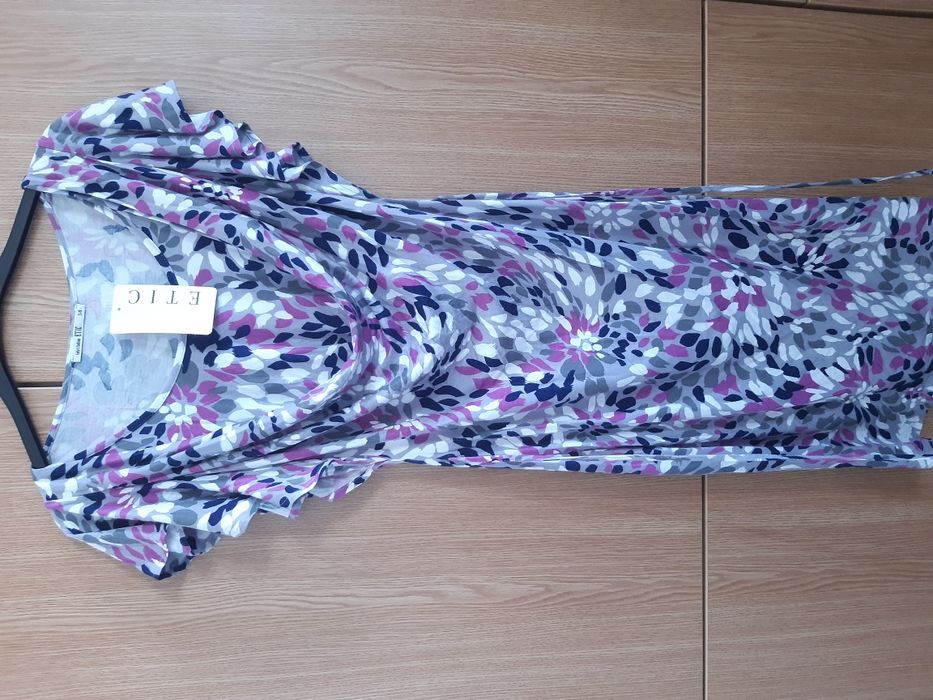 Rochii de la Zara, Etic, Promod