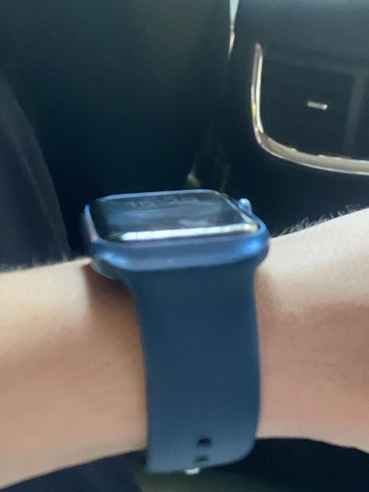 Apple watch 7/45 Ideal Arzonga