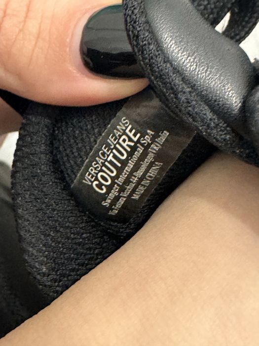 Adidasi Versace Couture impecabili