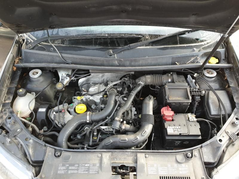 Dezmembrez Dacia Sandero 2013 898cc benzina 5 tr