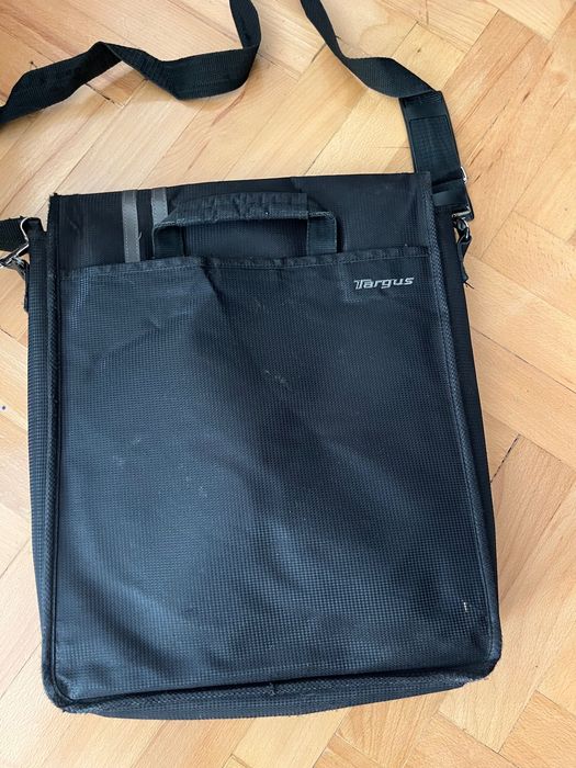 Чанта за лаптоп Targus