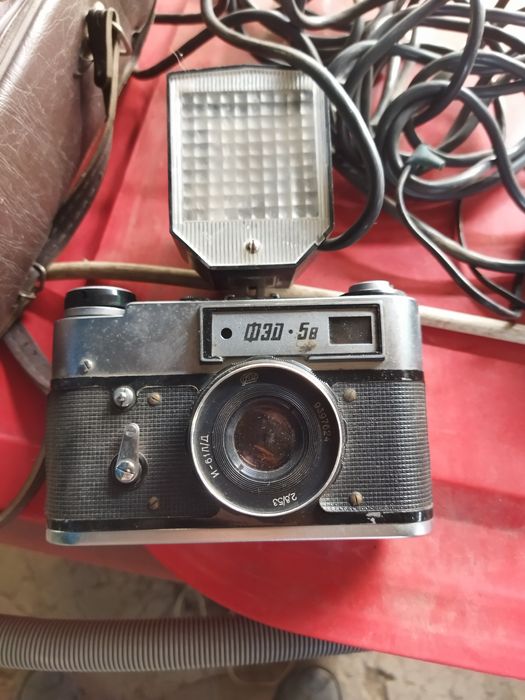 Фотоаппарат ФЭД 5в со вспышкой