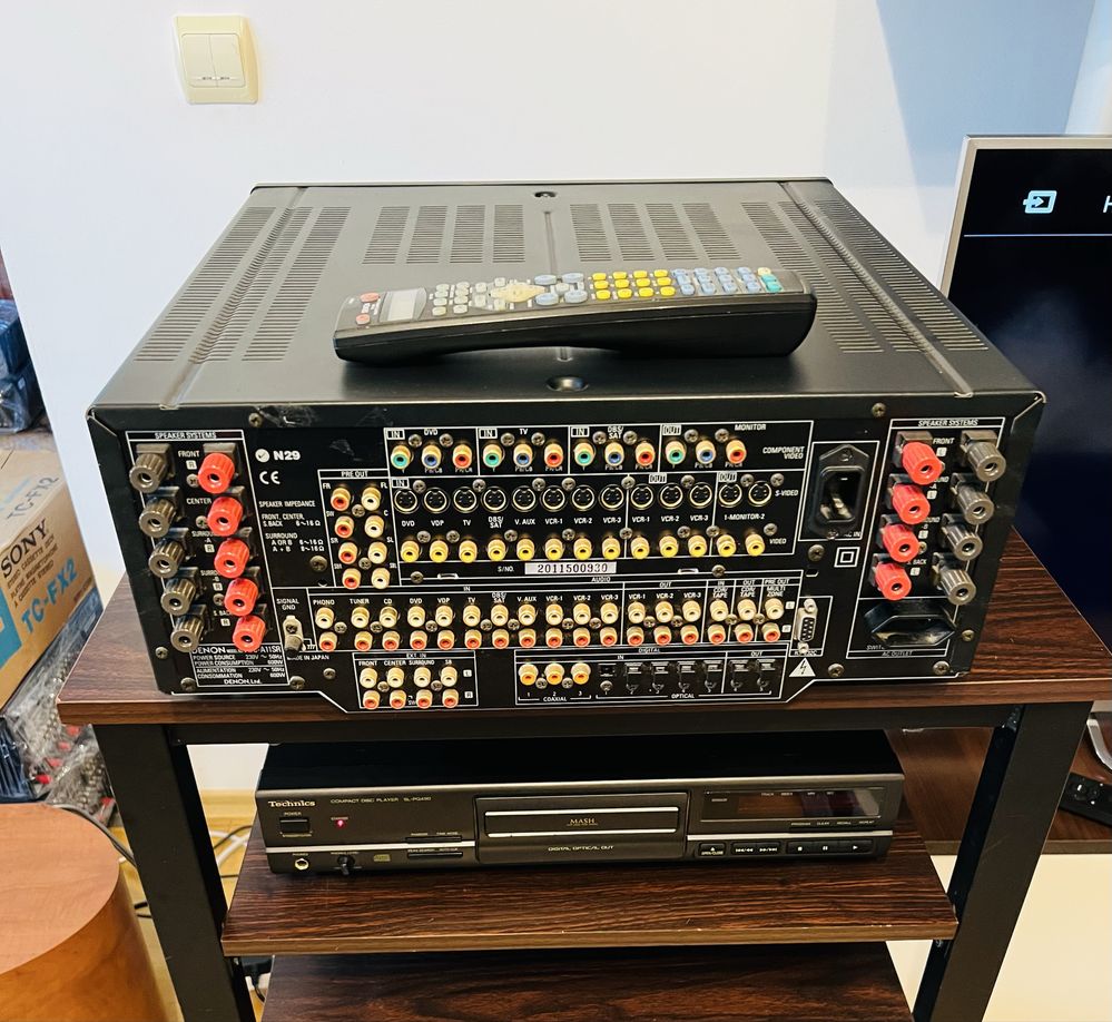 Receiver 7.1 /Stereo Denon AVC-A11SR 125W/canal