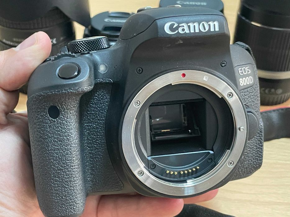 Canon 800D + 4 обектива
