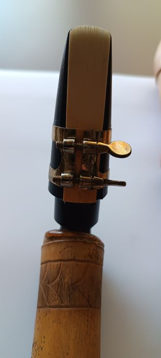 Vând fluiere, quena și bamboo sax