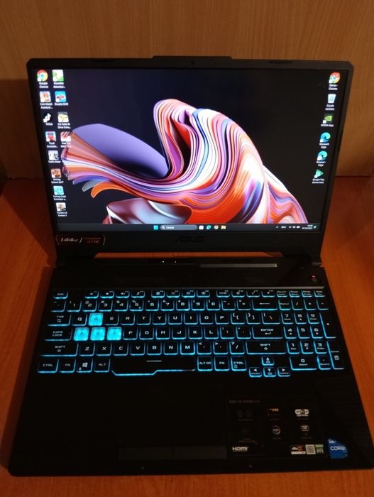 Vand Asus f15 gaming