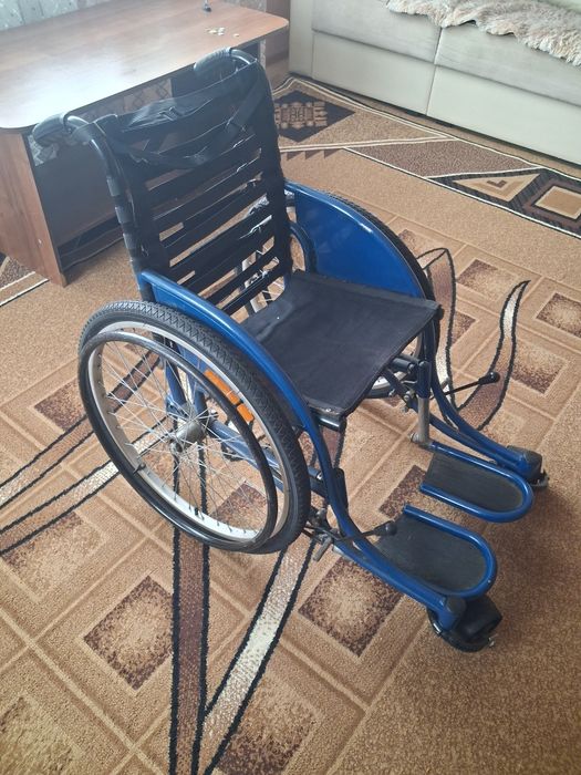 Инвалидная коляска
