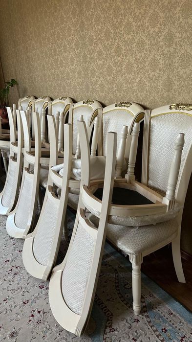 Стулья 12 штук..