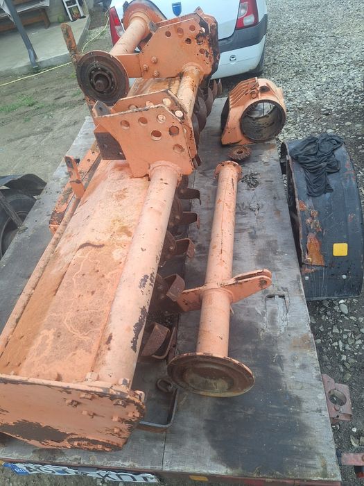 Grapa freza defecta tractor 2,5 m grup defect