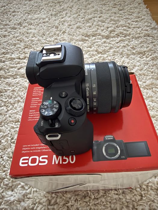 Camera foto mirrorless Canon M50 stare noua