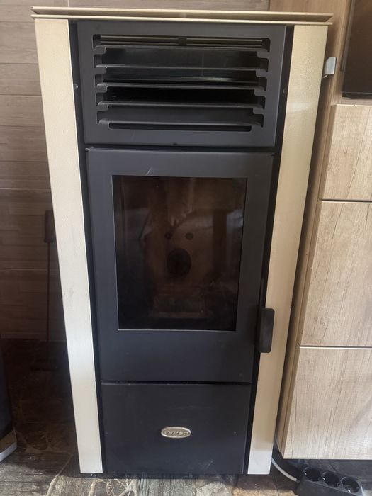 Чисто нова Палетна камина