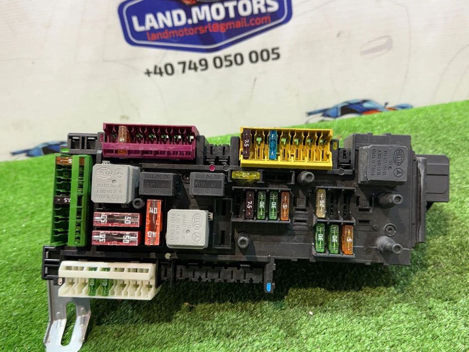 TABLOU PANOU SIGURANTE MERCEDES BENZ C220 C204 W204 CDI C-CLASS COUPE 2.2 DIESEL 2013 COD OEM A2049060205 A2049019702 A2319025101 2008-2014