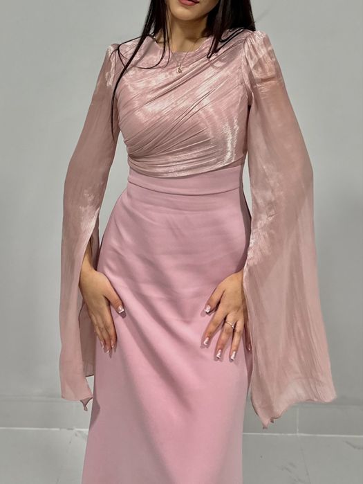 Продам платья.