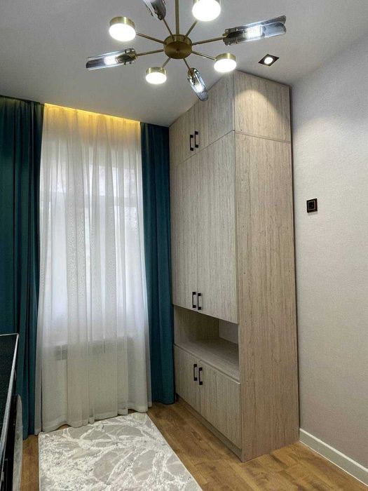 Продается 1/4/4 квартира на Чиланзаре. 1-квартал.