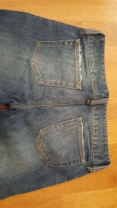 Blugi kookai evazati superbi pt o persoana scunda