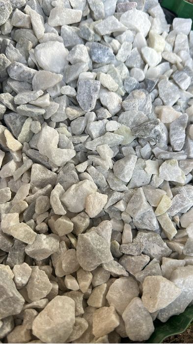 Камень белый мнаморная крошка