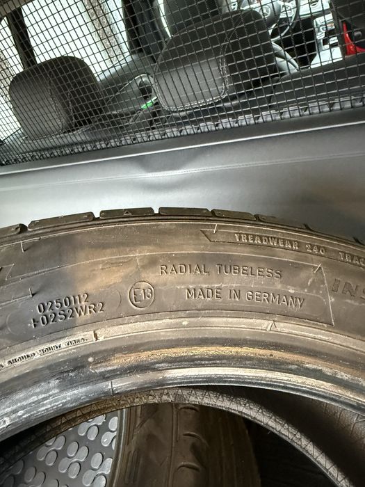 Летни гуми Dunlop 2 броя 275/40/18