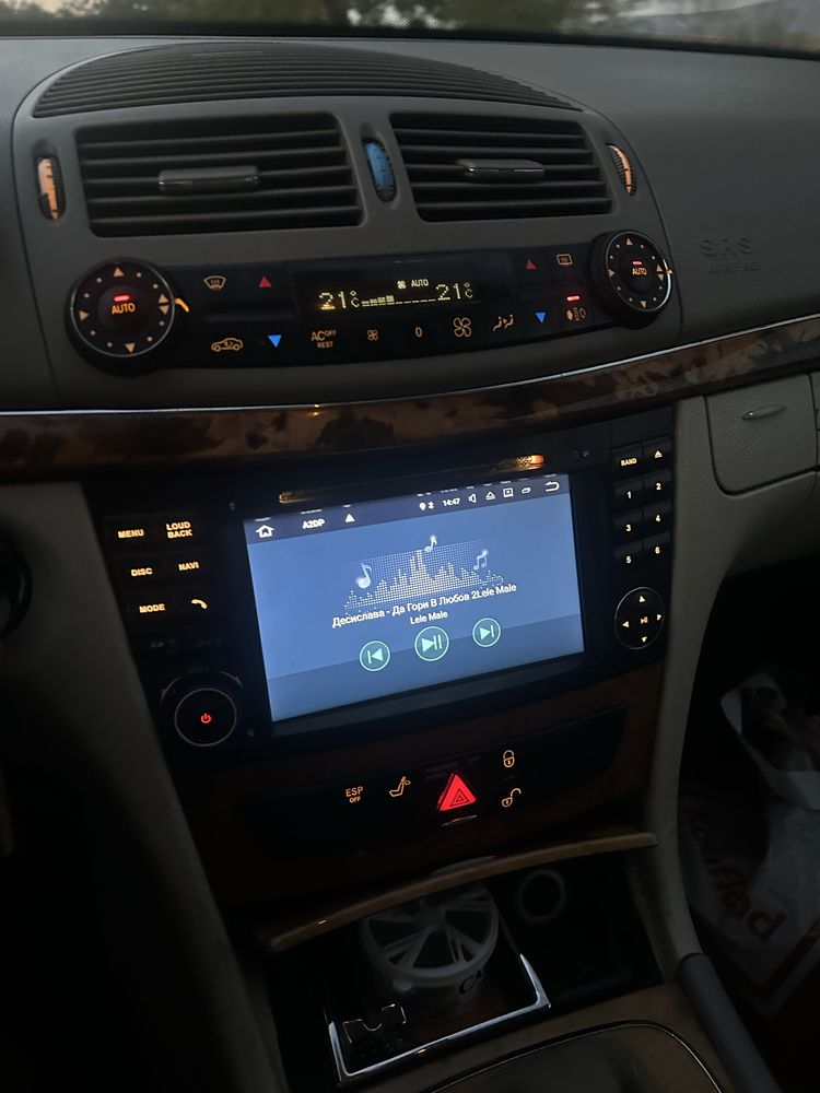 Мултимедия за Мерцедес W211