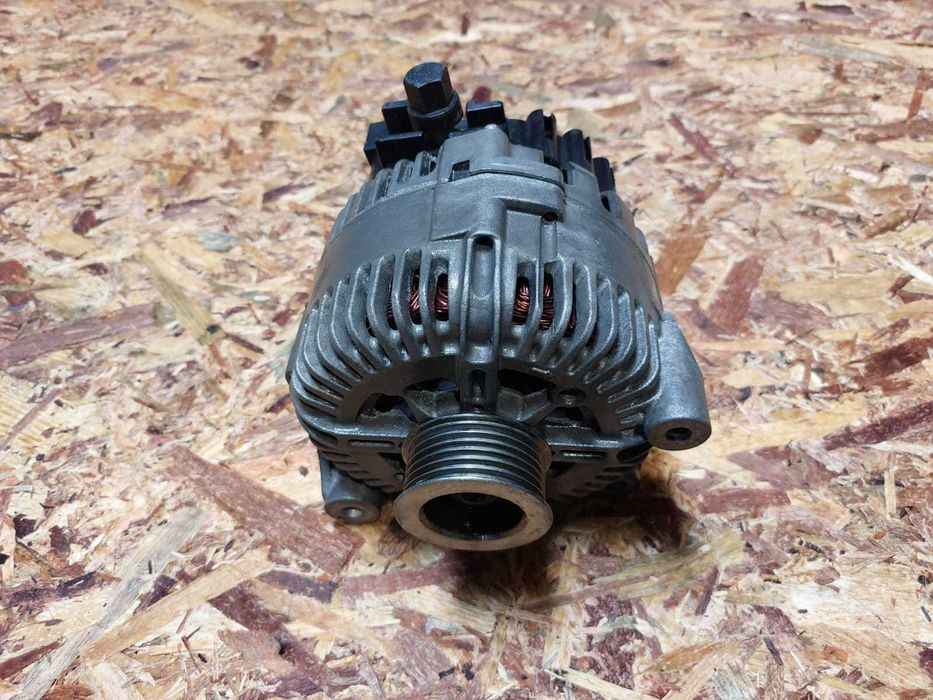 Alternator BMW X3 e83 motor n47 177 CP 180 A cod 7524972 xy